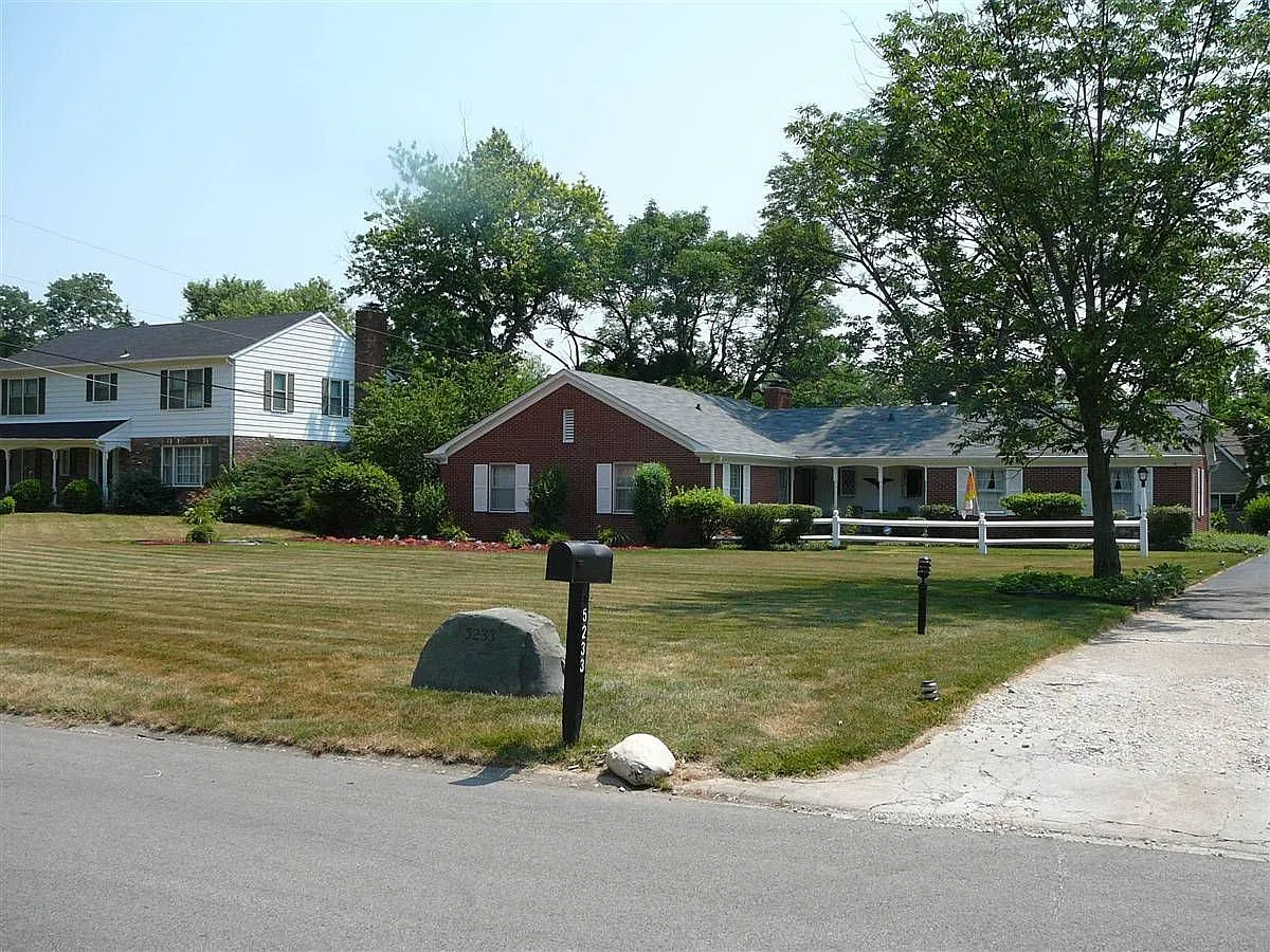 5233 Brendonridge Rd photo 1
