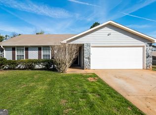 2700 Rosecommons Dr, Hampton, GA 30228