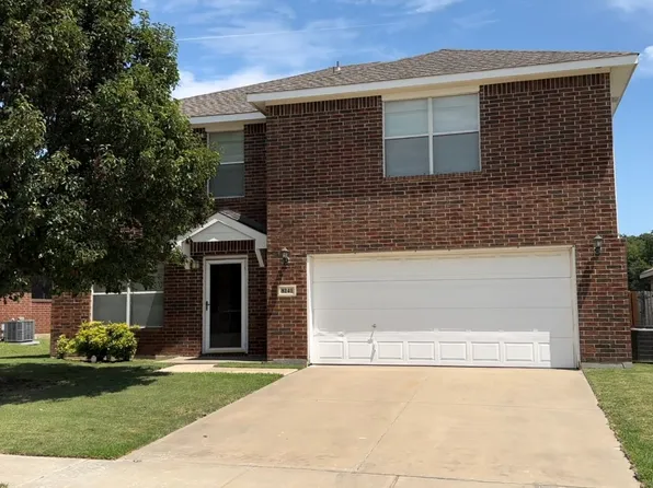 8141 Colbi Ln, Fort Worth, TX 76120