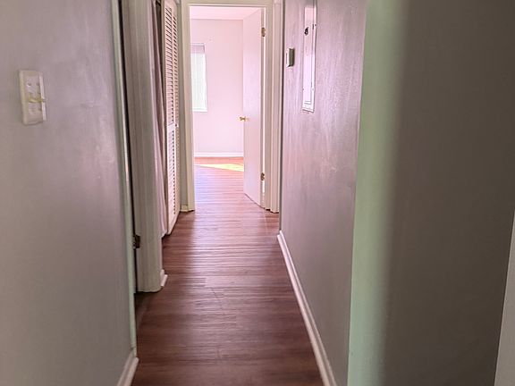 4th image of 56 Ashlar Hill Ct #56