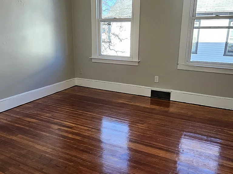 85 Morris St #B — Photo 14