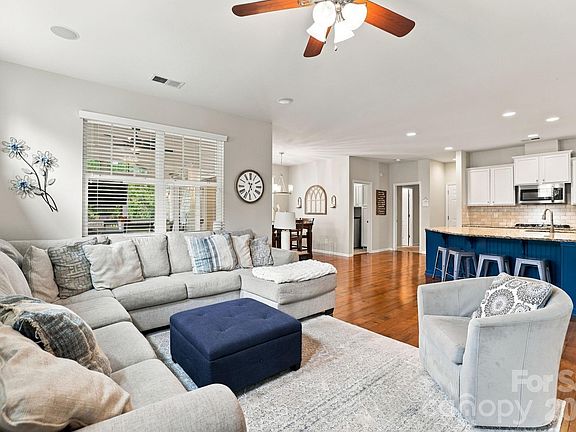 5th image of 1236 Screech Owl Rd
