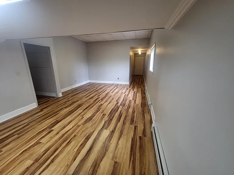 44-52 Webster St #3 — Photo 2