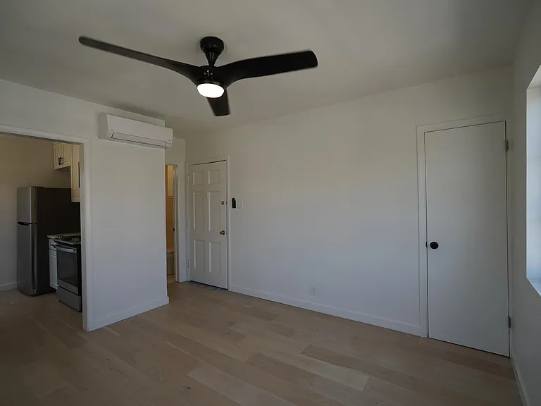 16 Nieto Ave — Photo 4