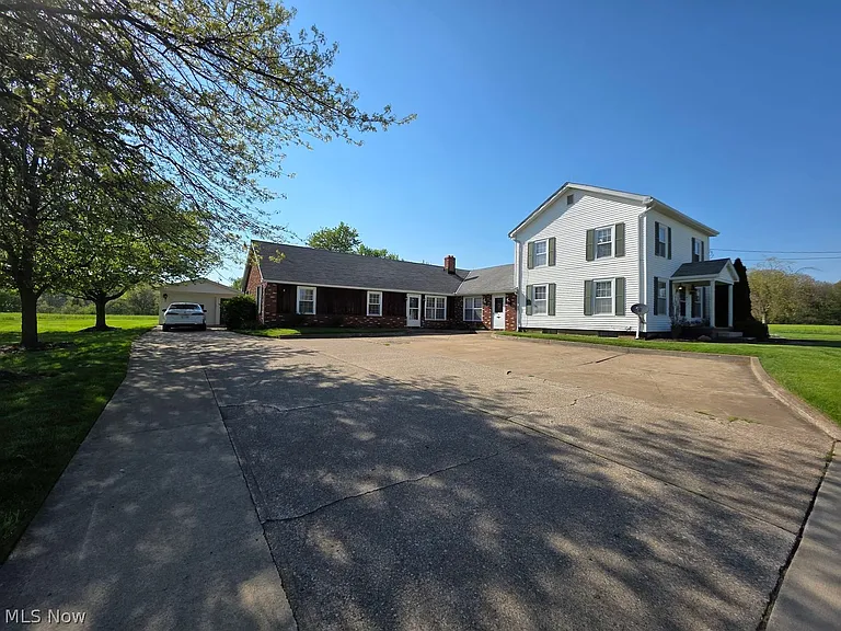 7500 Quarry Rd #C — Photo 26