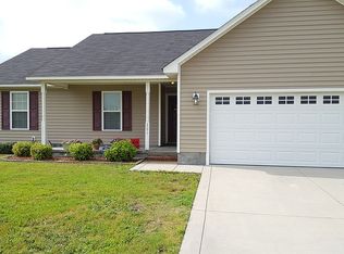 287 Driftwood Ln, Raeford, NC 28376