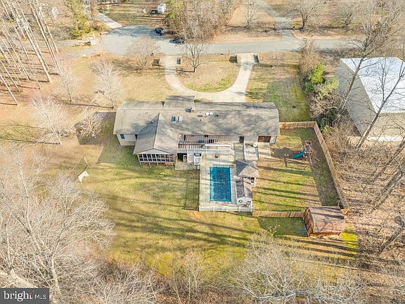 5th image of 41125 Jesse Dr