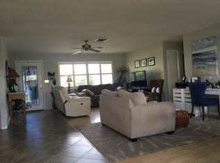 12124 82nd Ave, Seminole, FL 33772