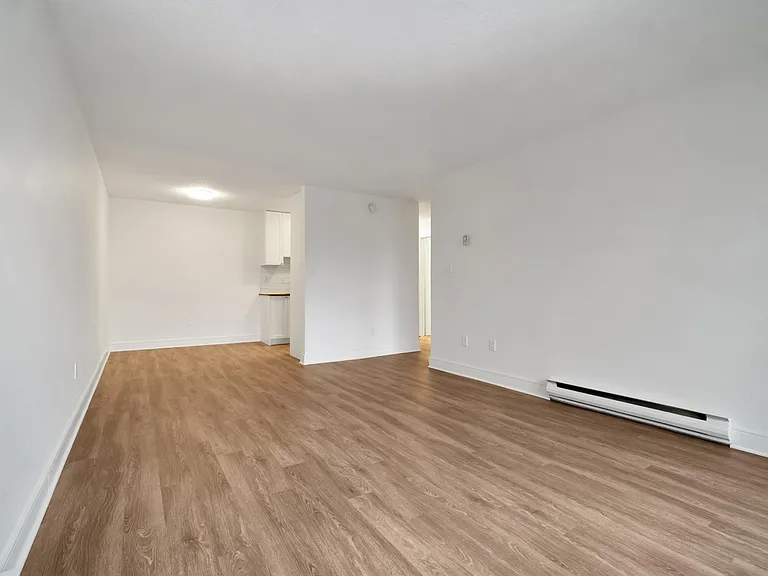 1002 McKenzie Ave #218 — Photo 13