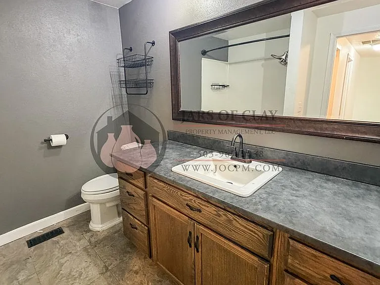 3862 Doloris Ct NE — Photo 10