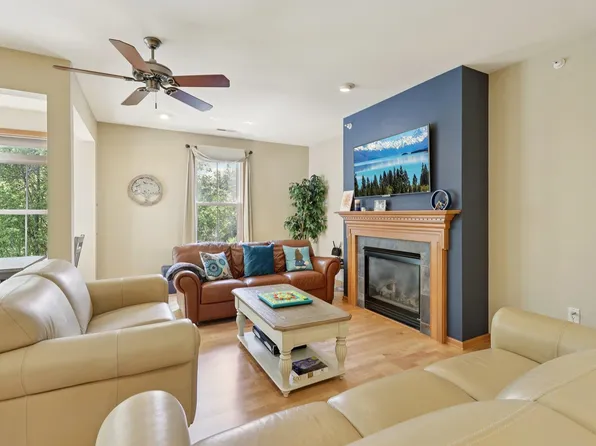 201 N Blair St APT 301, Madison, WI 53703