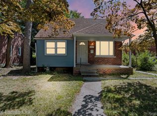 11828 Wayburn St, Detroit, MI 48224