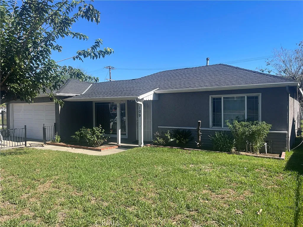 3 bed, 1416 sqft, $2,995 — Photo 2