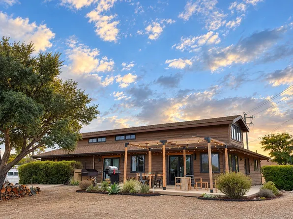 1895 View Dr, Santa Ynez, CA 93460