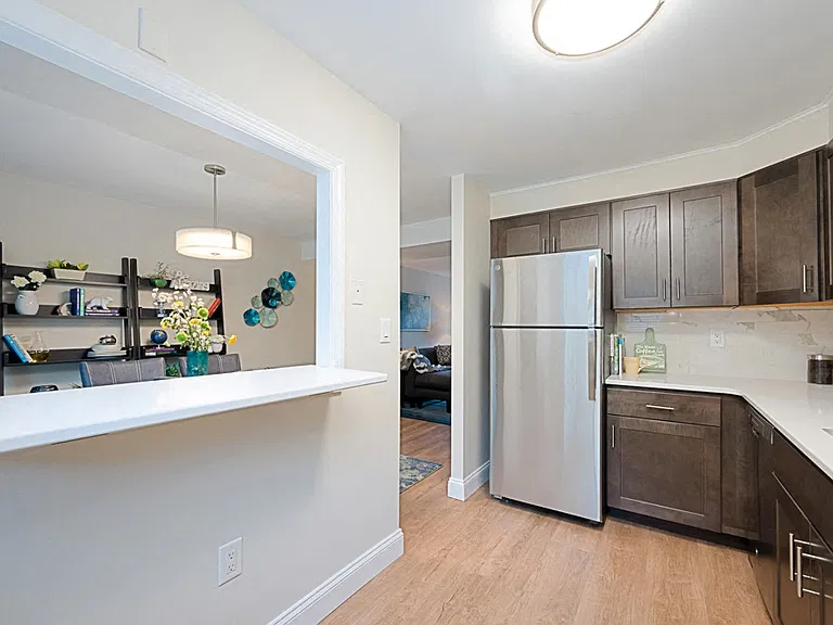 Williamsburg Estates — Photo 18