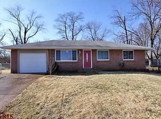 10123 Fite Cir, Saint Louis, MO