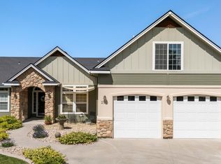 296 E Mikyl Ridge Loop, Nampa, ID 83686