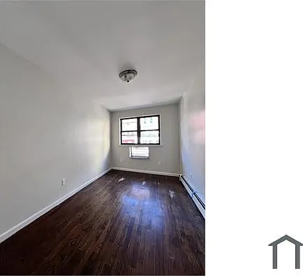 2587 Bainbridge Ave #A — Photo 10