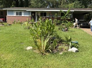 4221 Oakhill Dr, Jackson, MS 39206