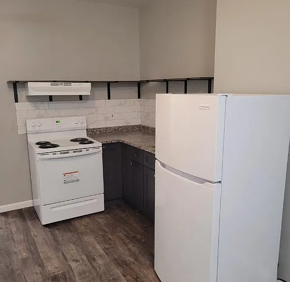 628 N Carrollton Ave — Photo 7