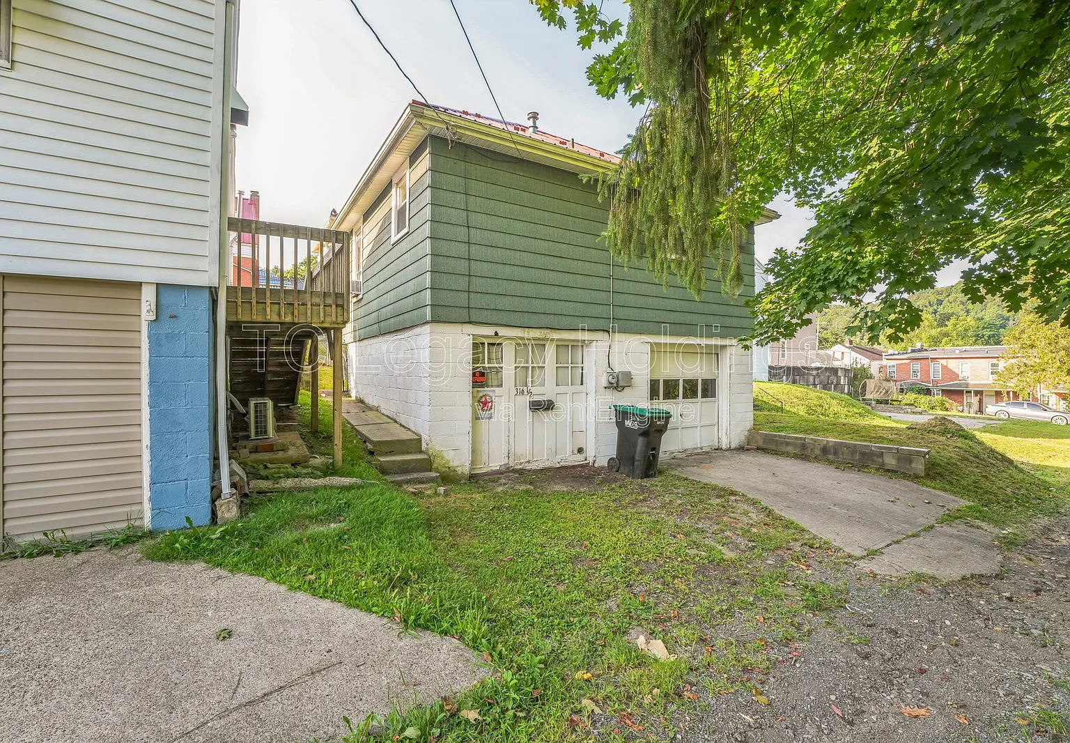 2 bed, 1.0 bath, 799 sqft, $1,225 — Photo 3