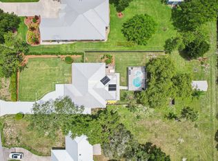 9830 Oak Trl, Micco, FL 32976