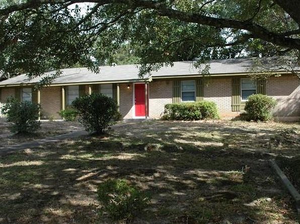 1002 Centerwood Dr