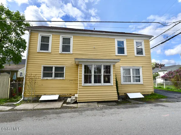 17 Hudson Street, Waterford, NY 12188