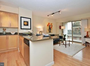 7500 Woodmont Ave #S1003, Bethesda, MD