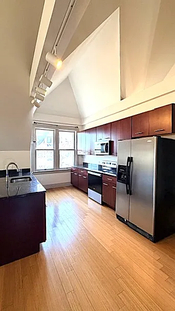 4400 Laclede Ave #3