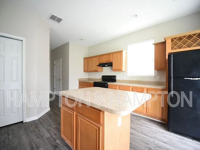 2809 Eagle Claw Ct — Photo 8