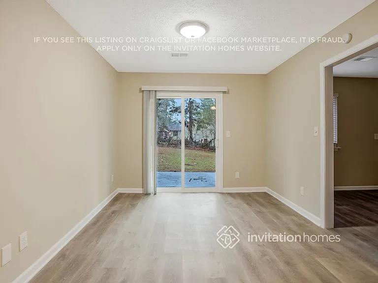 4496 Fowler Ln — Photo 7