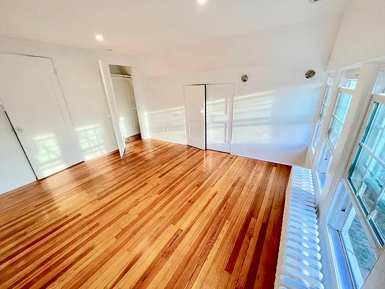 1309 N Glebe Rd — Photo 34