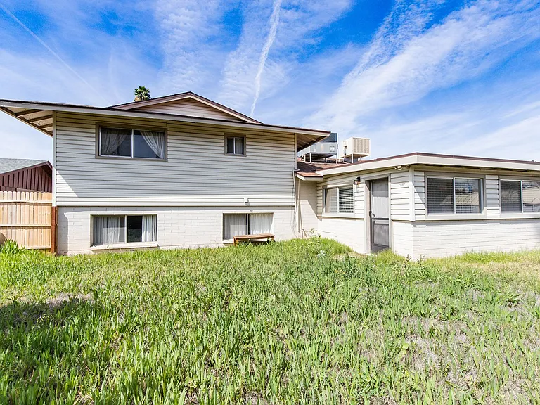 3511 S Alder Dr — Photo 55