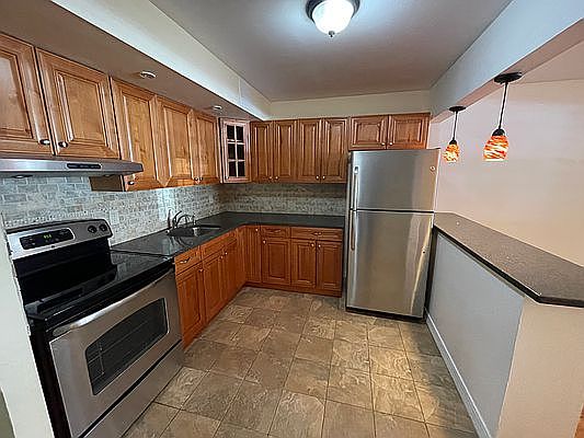 1st image of 2539 23rd St APT 1