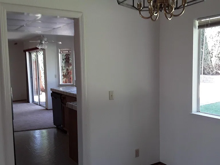 4387 Doane St — Photo 7