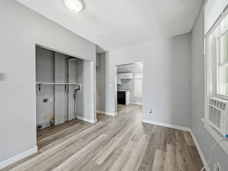 1416 W 13th St #1416 — Photo 2