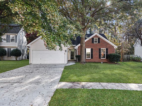 2nd image of 125 Isherwood Dr