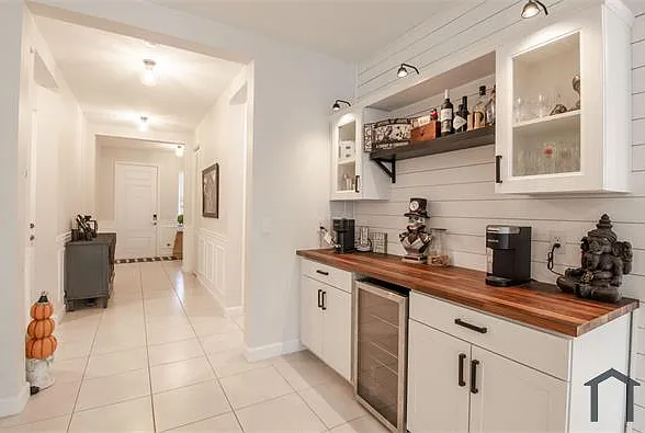 4 bed, $4,500 — Photo 3