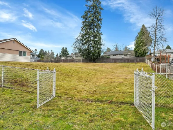 910 S 138th Street, Burien, WA 98168