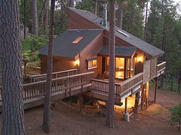 2378 Sultana Rd, Arnold, CA 95223