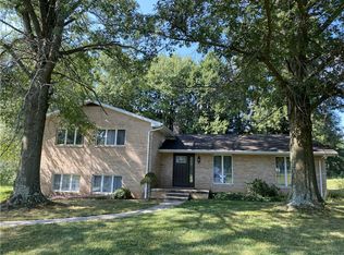 1169 Kings Chapel Rd, New Castle, PA 16105