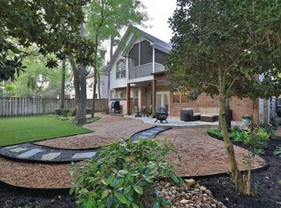 10 Pine Island Pl, Spring, TX 77382