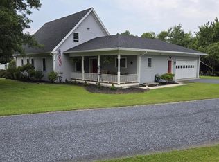 63 Gilbert St, Cambridge, NY 12816