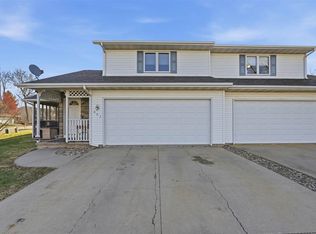 863 Boston Way, Coralville, IA 52241