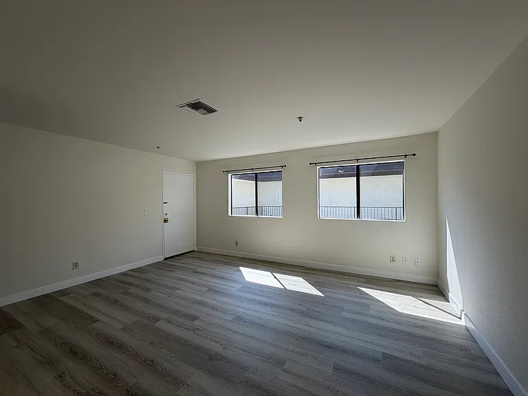 833 N 1st St #4 — Photo 7