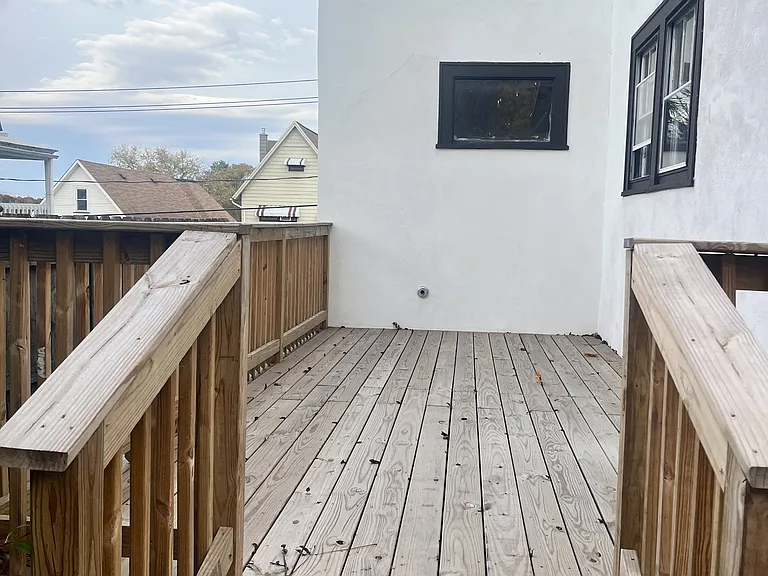 245 E Northampton St — Photo 16
