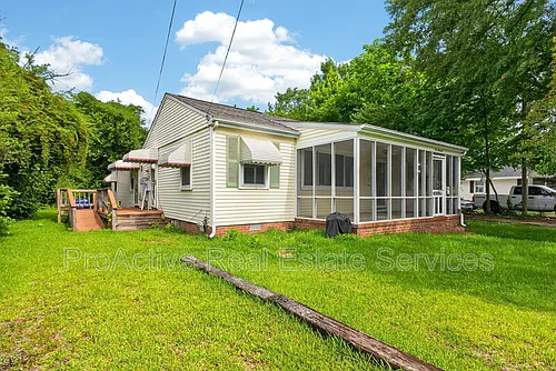 100 Hodges Manor Rd Photo 1