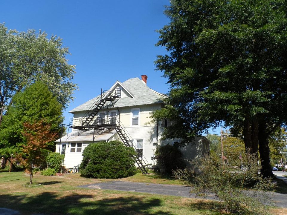 2nd image of 702 Prospect Ave APT 3