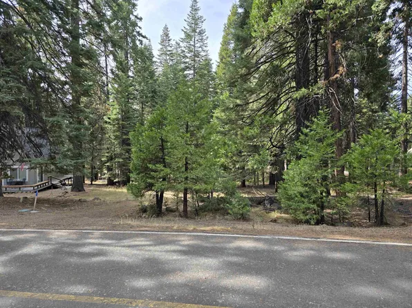 615 Clifford Trl, Lake Almanor, CA 96137